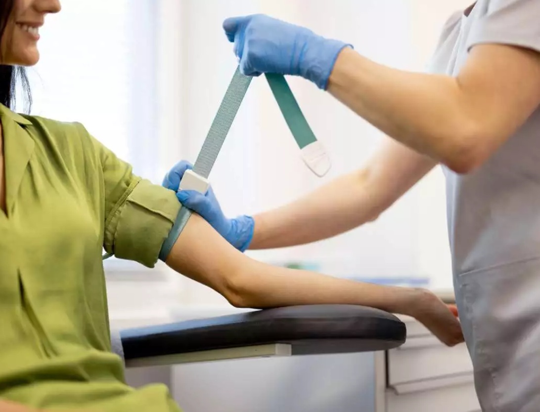 Quel est le Traitement Pour un Taux élevé de Vitamine B12 Dans le Sang ?